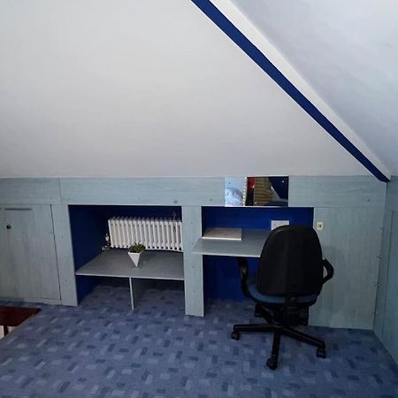 Palaz 6 - 2 Bedroom Flat エドモントン エクステリア 写真